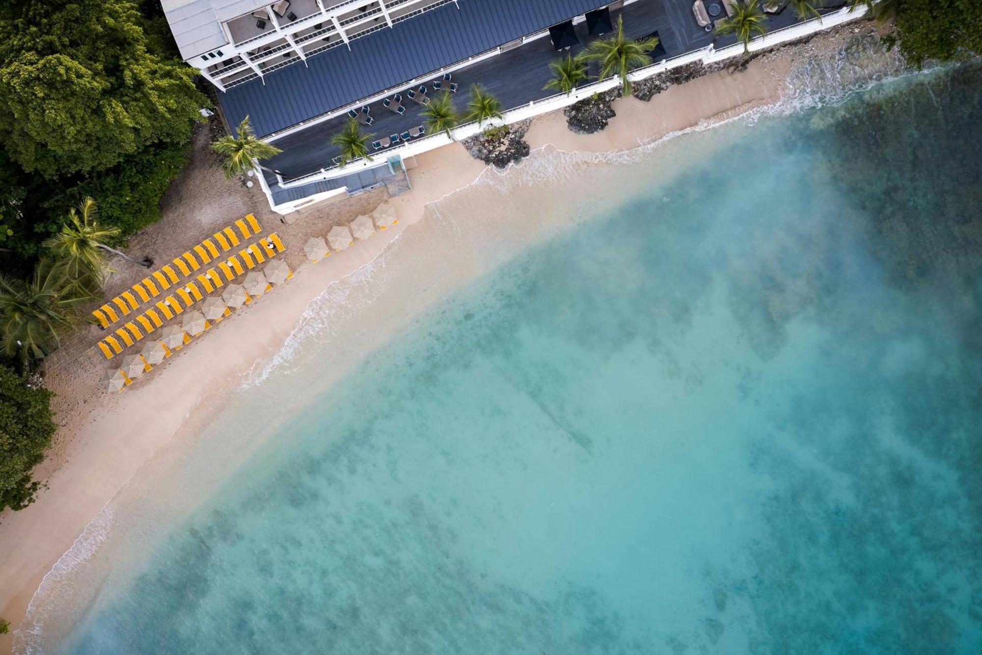 Waves Resort & Spa, Barbados, An Autograph Collection All-Inclusive Resort Saint James Exterior foto